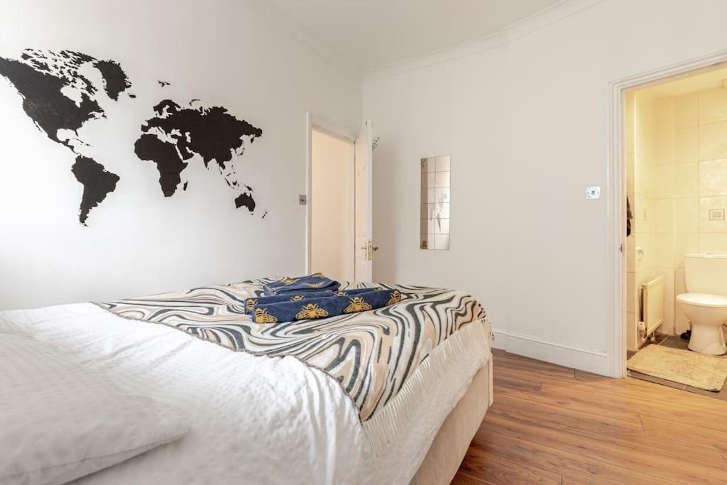 2 Bedroom Flat In St Johns Wood Londra Esterno foto