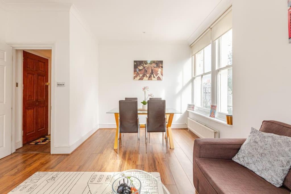 2 Bedroom Flat In St Johns Wood Londra Esterno foto
